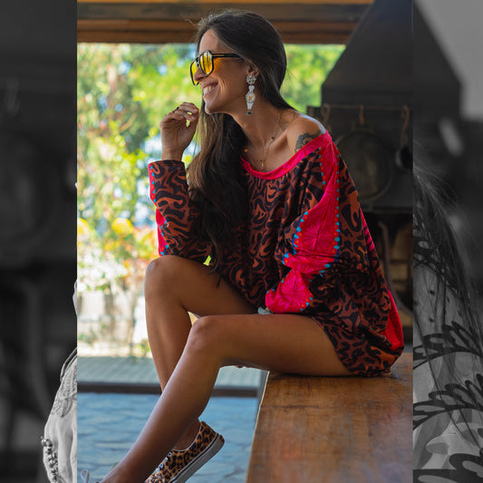 Poleron Cuello Ancho Animal Print