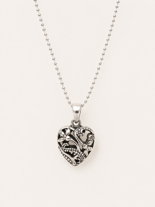 Collar Corazón Canasto